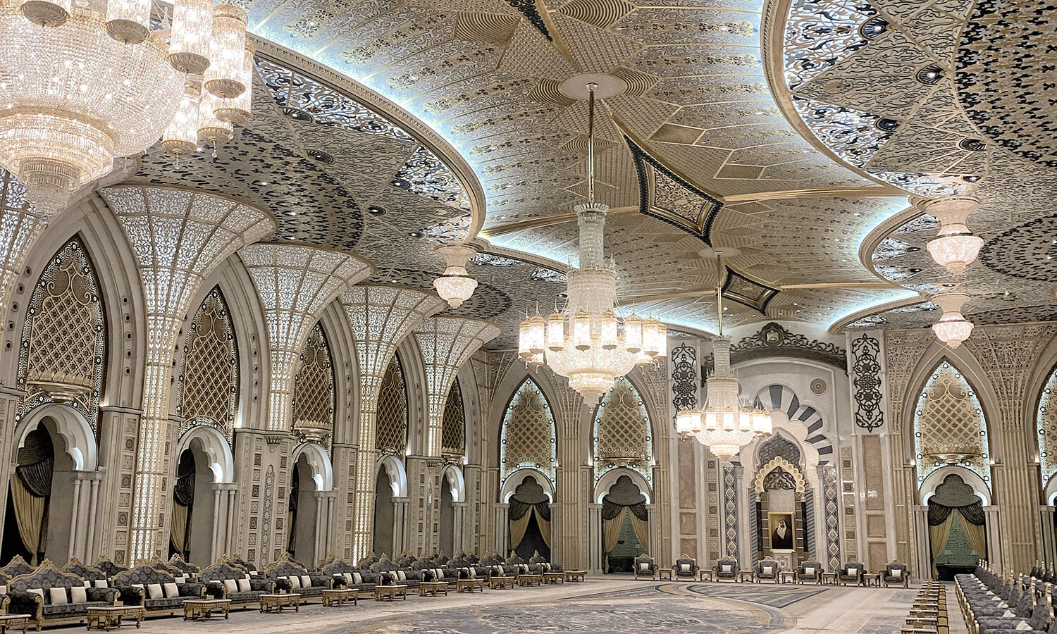 “وما زلنا نخطو حولها”.. معرض فني يجسد صورة القدس في قلوب عاشقيها